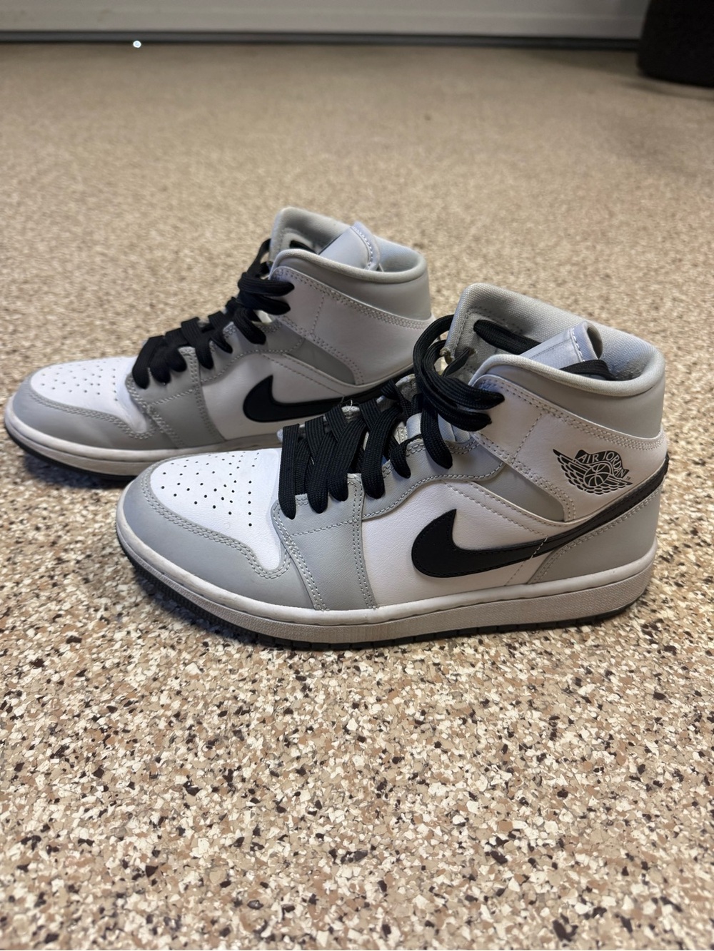 Women’s Jordan 1 Mid